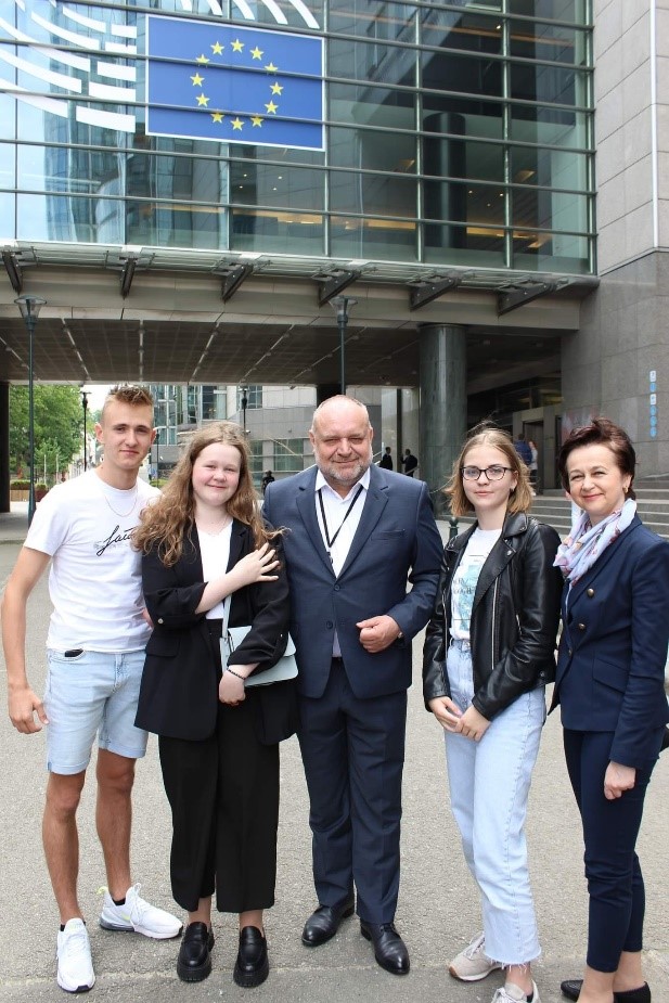 Młodzi długołęczanie z wizytą w siedzibie Parlamentu Europejskiego w Brukseli!