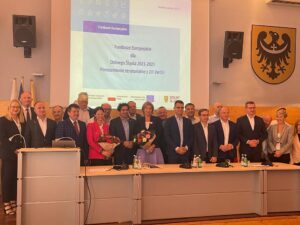 Porozumienie na środki dedykowane w ramach Funduszy Europejskich dla Dolnego Śląska na lata 2021-2027 dla ZIT-u Wrocławskiego i okolic zostało podpisane