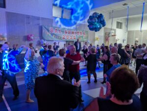 Bale Seniora zgromadziły wielu mieszkańców na wspólnej zabawie