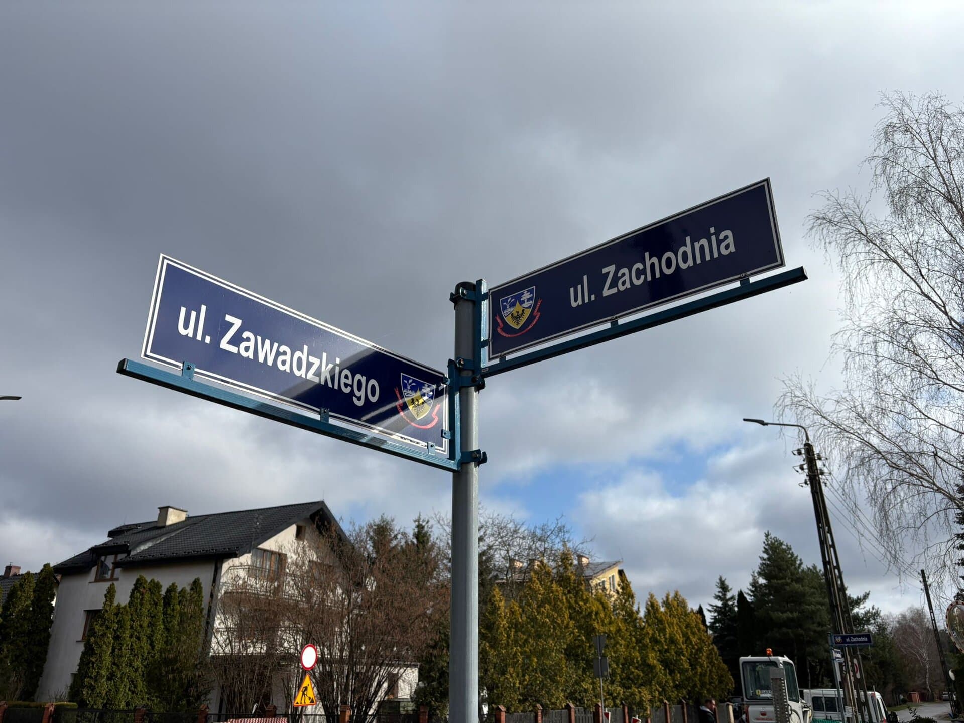 Zamknięcie skrzyżowania ul. Zawadzkiego i Zachodniej w Długołęce